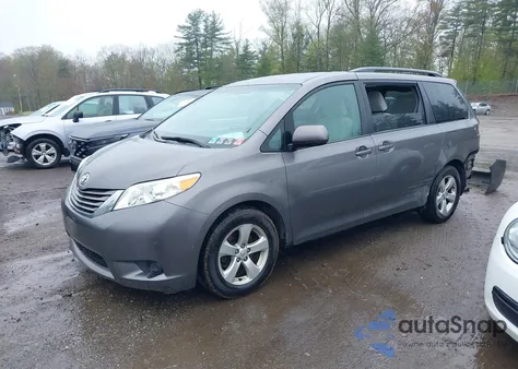 2015 Toyota Sienna Le 8 Passenger из США, поврежденный, VIN 5TDKK3DCXFS530765